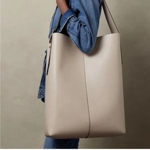 Banana Republic Oversized Vida Tote: Bone color